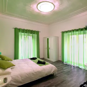 tembo-house-pantano.catania-hotels.net/